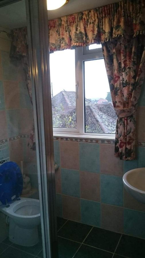 Bed & Breakfast Shiralee Salisbury